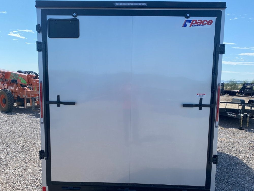 7 x 16 Journey SE Flat Top Sloped V Nose (2) 3500 lbs Axles - Enclosed - Stryker Dealership Group