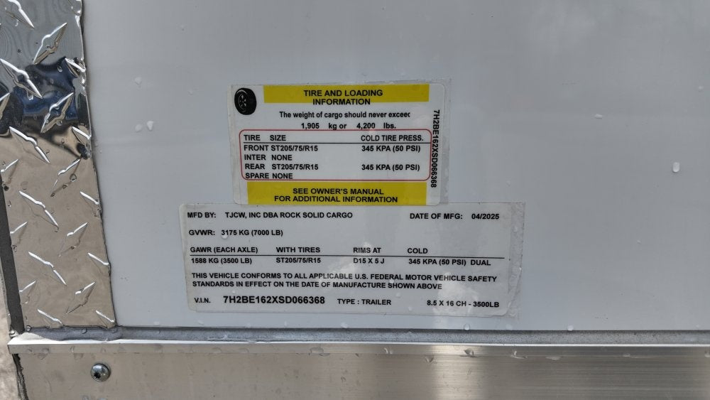 8.5 x 16 TA Enclosed Trailer - (2) 3500lb Axles - .080 Polycore - Semi-Screwless - Enclosed - Stryker Dealership Group