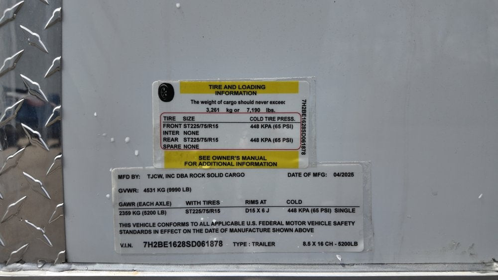 8.5 x 16 TA Enclosed Trailer - (2) 5200lb Axles - .080 Polycore - Semi-Screwless - Enclosed - Stryker Dealership Group