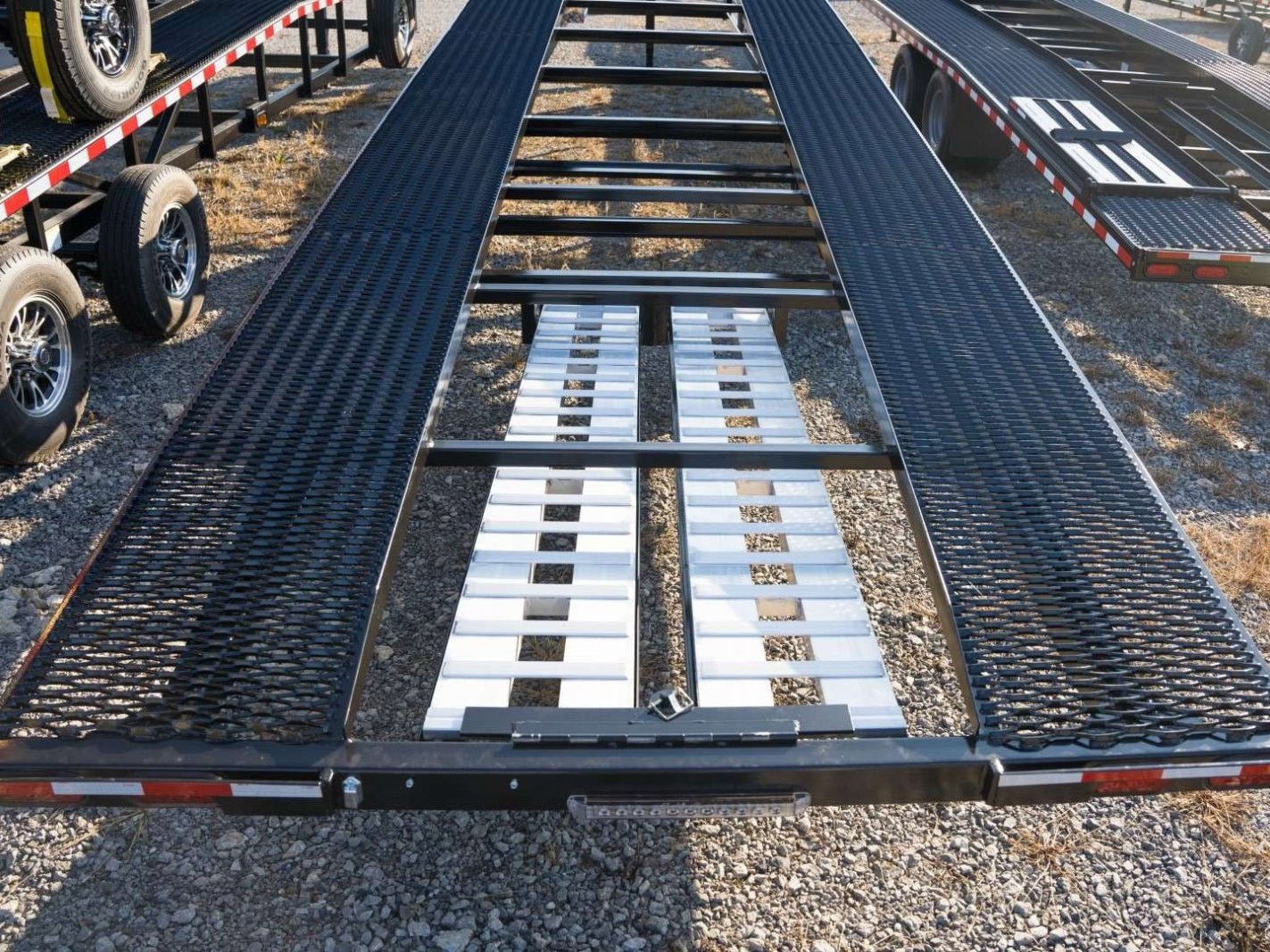 Buckeye Max Light 48′ Wedge Trailer - Stryker Dealership Group