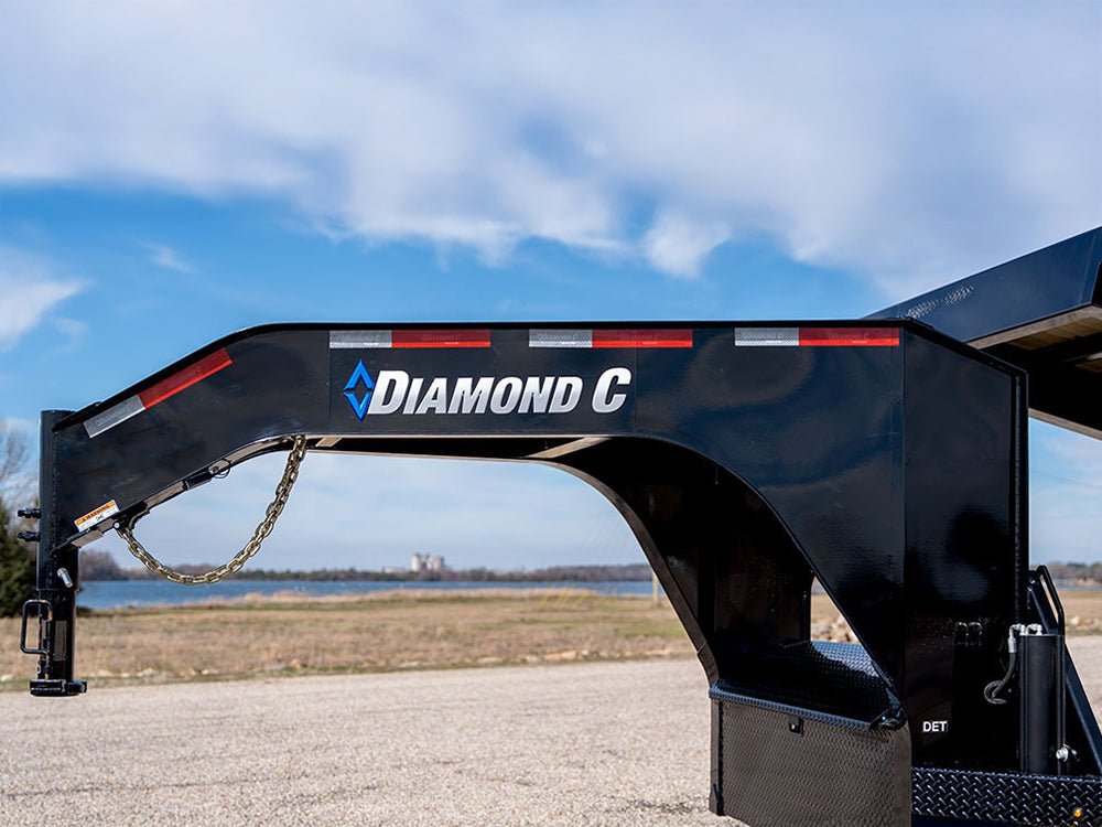 Diamond C DET Deckover Tilt Trailer - Stryker Dealership Group