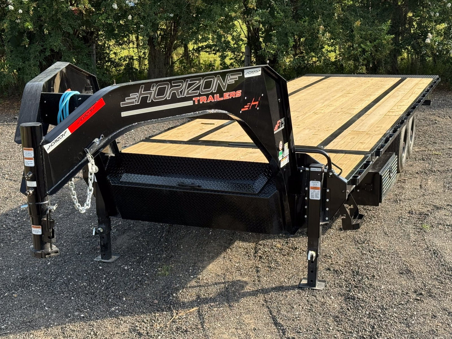 Horizon FTS Deckover Tilt Trailer - Stryker Dealership Group