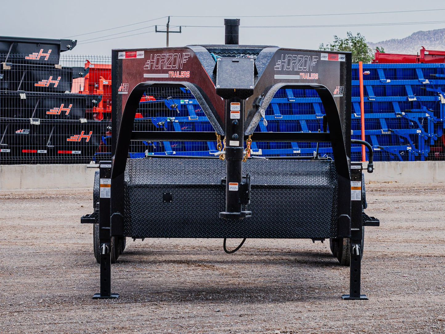 Horizon HRD Gooseneck Roll Off Trailer - Stryker Dealership Group