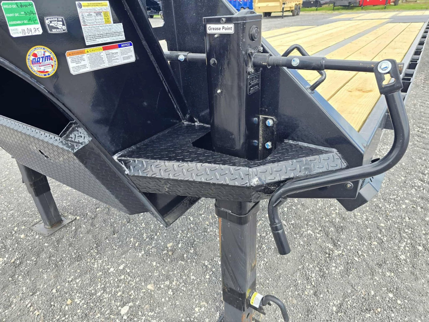 Horizon HYZ HD Hydraulic Dovetail Trailer - Stryker Dealership Group