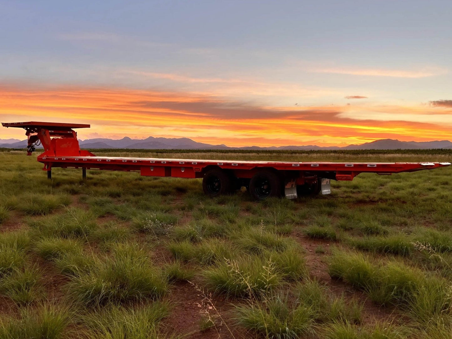 Horizon HYZ Hydraulic Flatdeck Trailer - Stryker Dealership Group