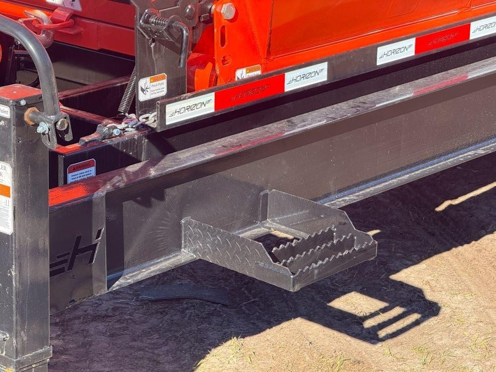 Horizon 20' HRD GN Roll off Bundle (2) 10k Axles + 3 Bins w/ 4' Walls HZN20GN10K4FTEDZ3ORANGEFL - Ghost ROP - Stryker Dealership Group