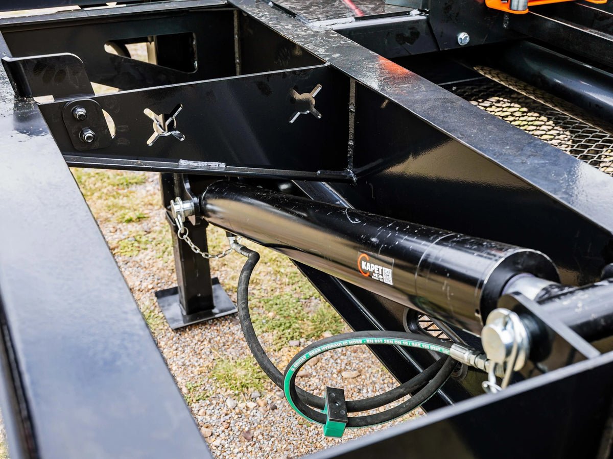 Stryker Container Tilt Trailer - Stryker Dealership Group