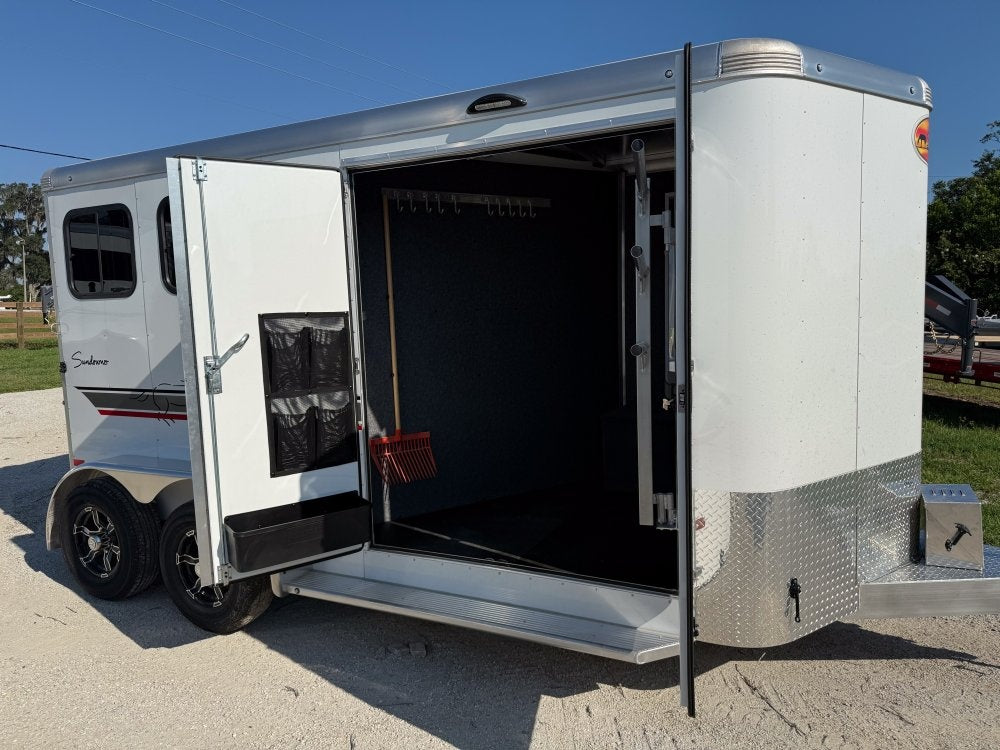 Sundowner 2 Horse Super Sport - White - 2 Horse/Horse Trailers - Stryker Dealership Group