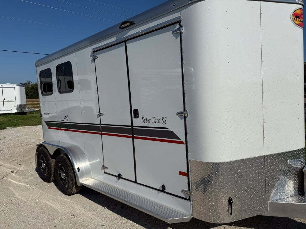 Sundowner 2 Horse Super Sport - White - 2 Horse/Horse Trailers - Stryker Dealership Group