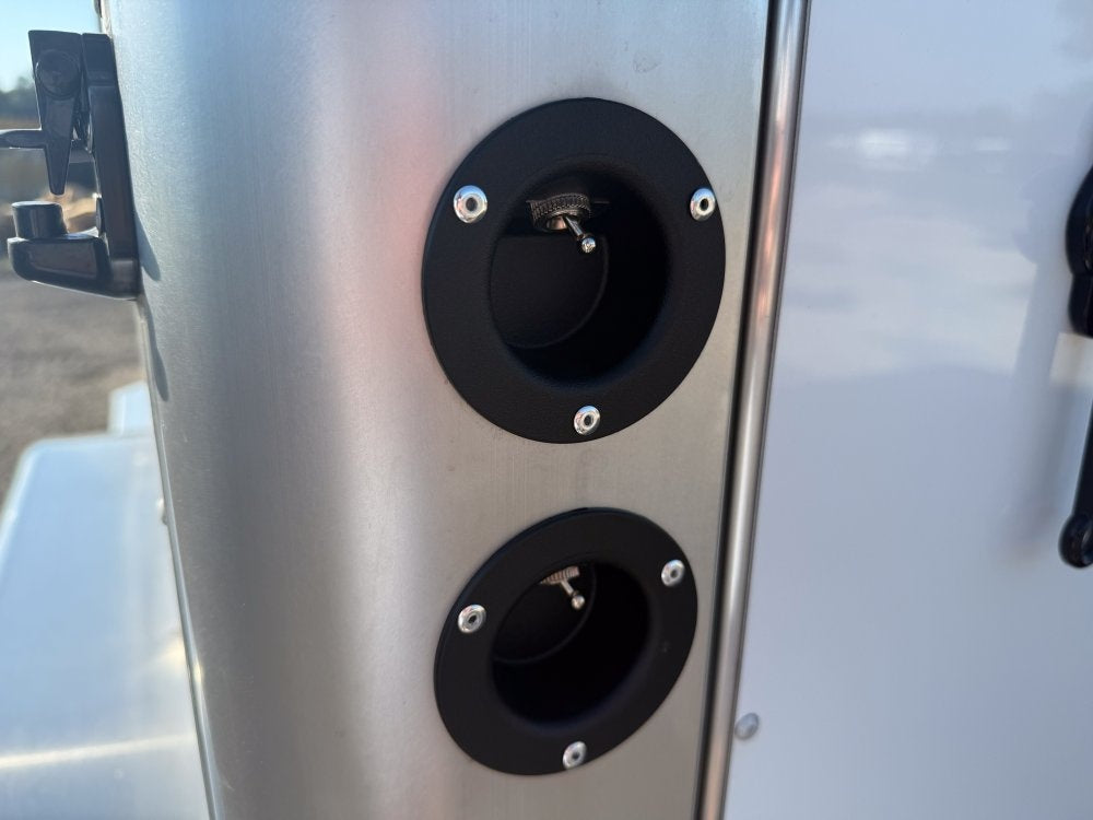 Sundowner 2 Horse Super Sport - White - 2 Horse/Horse Trailers - Stryker Dealership Group