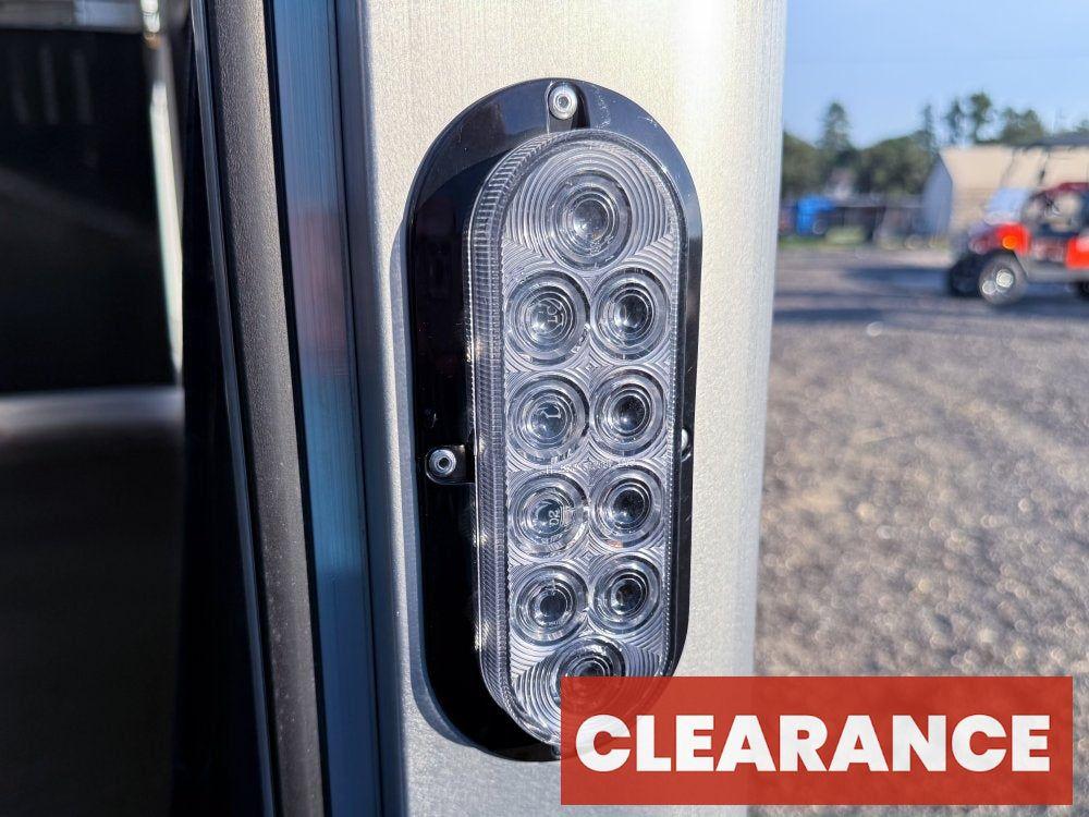 Sundowner Charter SE 2+1 Gooseneck Straight Load - White w/Stainless Nose (2) 5,200lb Axles - Side R - 2 Horse - Horse Trailers - Stryker Dealership Group