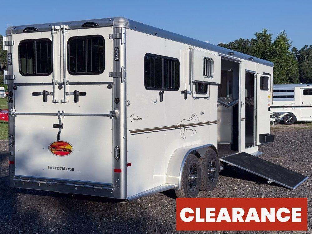 Sundowner Charter SE 2+1 Gooseneck Straight Load - White w/Stainless Nose (2) 5,200lb Axles - Side R - 2 Horse - Horse Trailers - Stryker Dealership Group