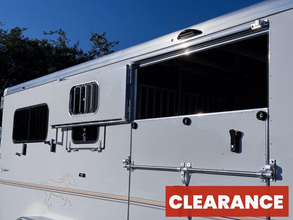 Sundowner Charter SE 2+1 Gooseneck Straight Load - White w/Stainless Nose (2) 5,200lb Axles - Side R - 2 Horse - Horse Trailers - Stryker Dealership Group