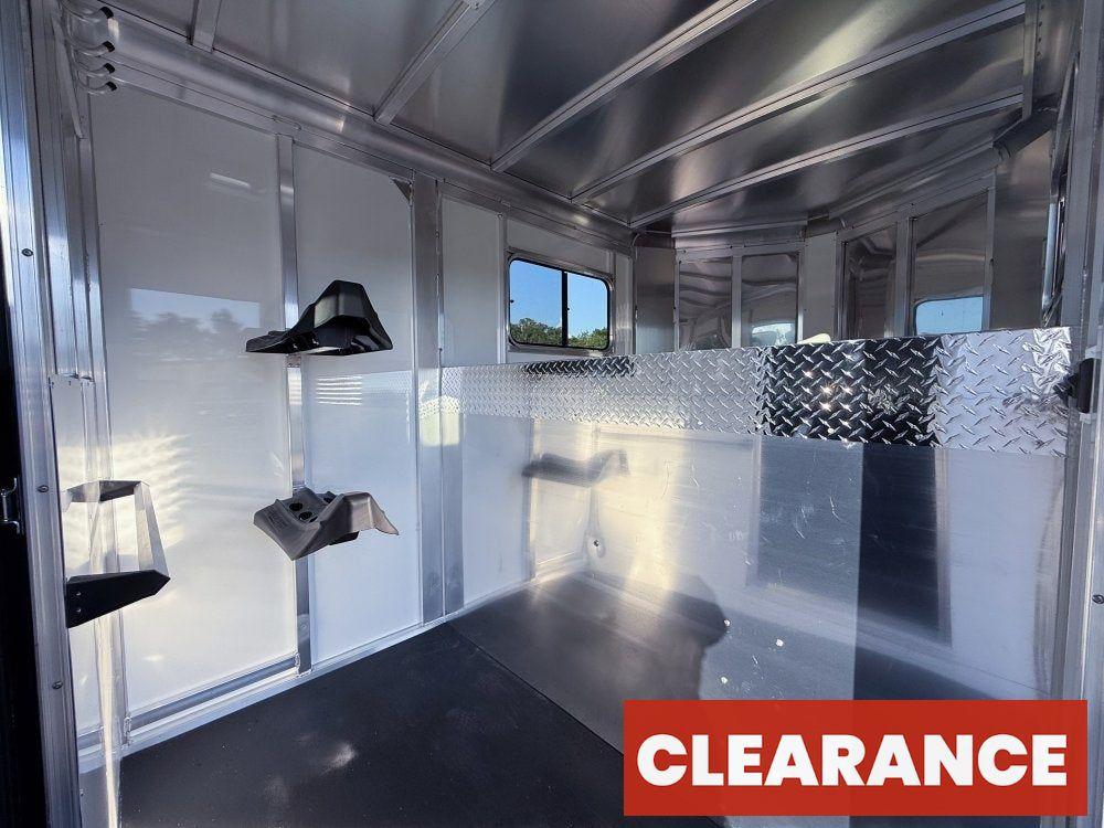 Sundowner Charter SE 2+1 Gooseneck Straight Load - White w/Stainless Nose (2) 5,200lb Axles - Side R - 2 Horse - Horse Trailers - Stryker Dealership Group