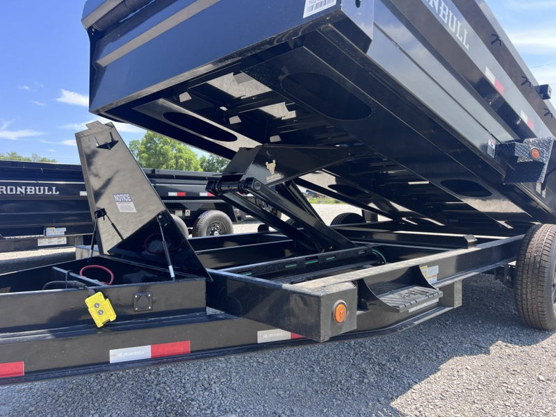 Versatile Spreader Gate & Scissor Hoist
