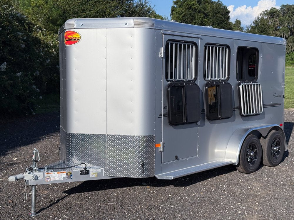 Sundowner 3 Horse Super Sport - Silver - Feed Door and Window KC1518