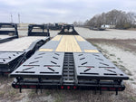 30' Iron Bull FLG Gooseneck Deckover Trailer Mega Ramps - (2) 10,000 lb Axles 914366