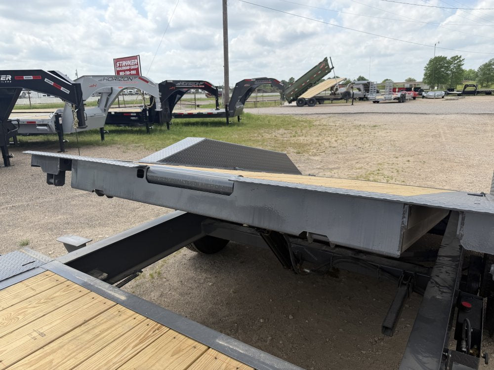 22' Horizon HET Bumper Pull Equipment Tilt Trailer Drive Over Fenders - (2) 10K Axles 15468