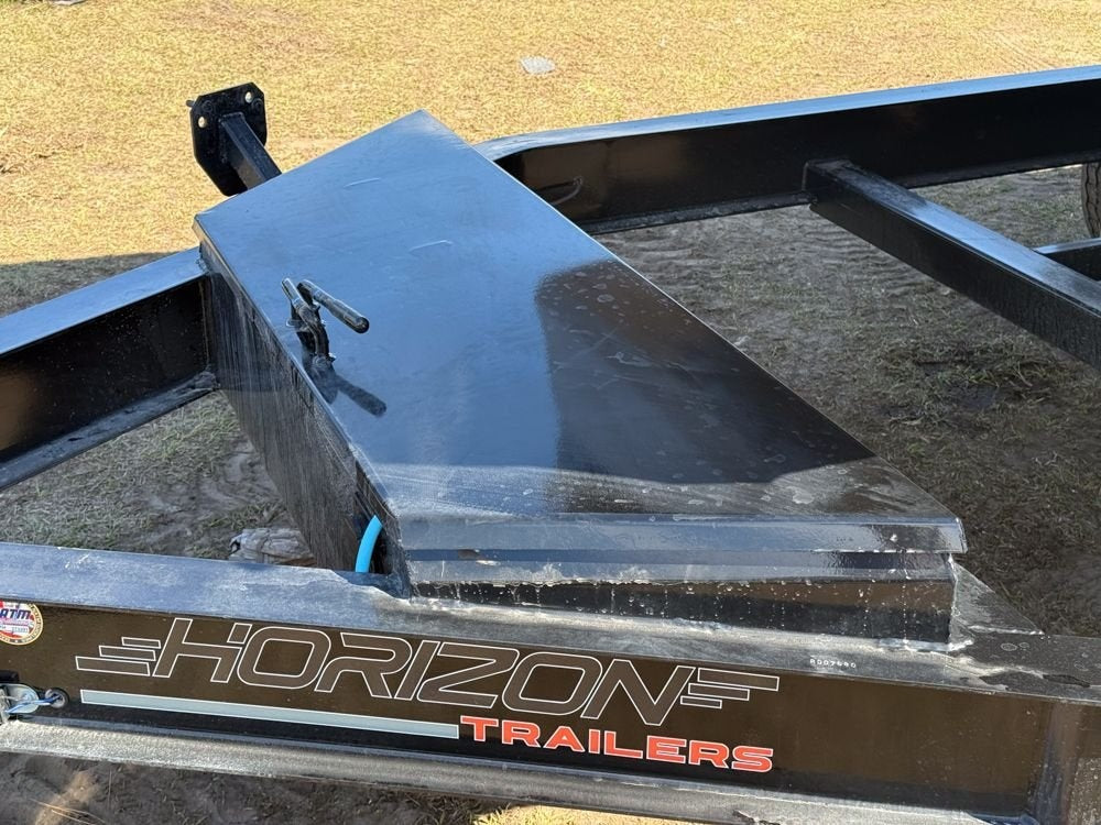 14' LZ7 Dump Trailer 30" Walls - Scissor Lift - 14K GWVR - 14ply Tires - 3 Way Door - Ramps - Dump Trailers - Stryker Dealership Group