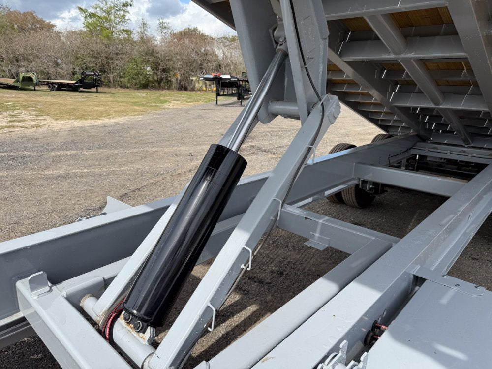 30' Horizon FFH Gooseneck Deckover Full Tilt Trailer - (2) 12K Axles 012391