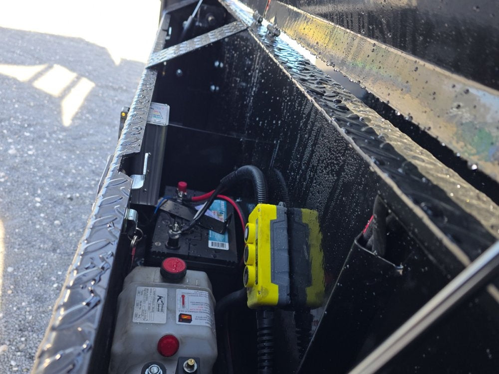 16' Stryker SDT Gooseneck Dump Trailer 36" Side Walls - (2) 8k Axles - Dump Trailers/DT2 Contractor - Stryker Dealership Group