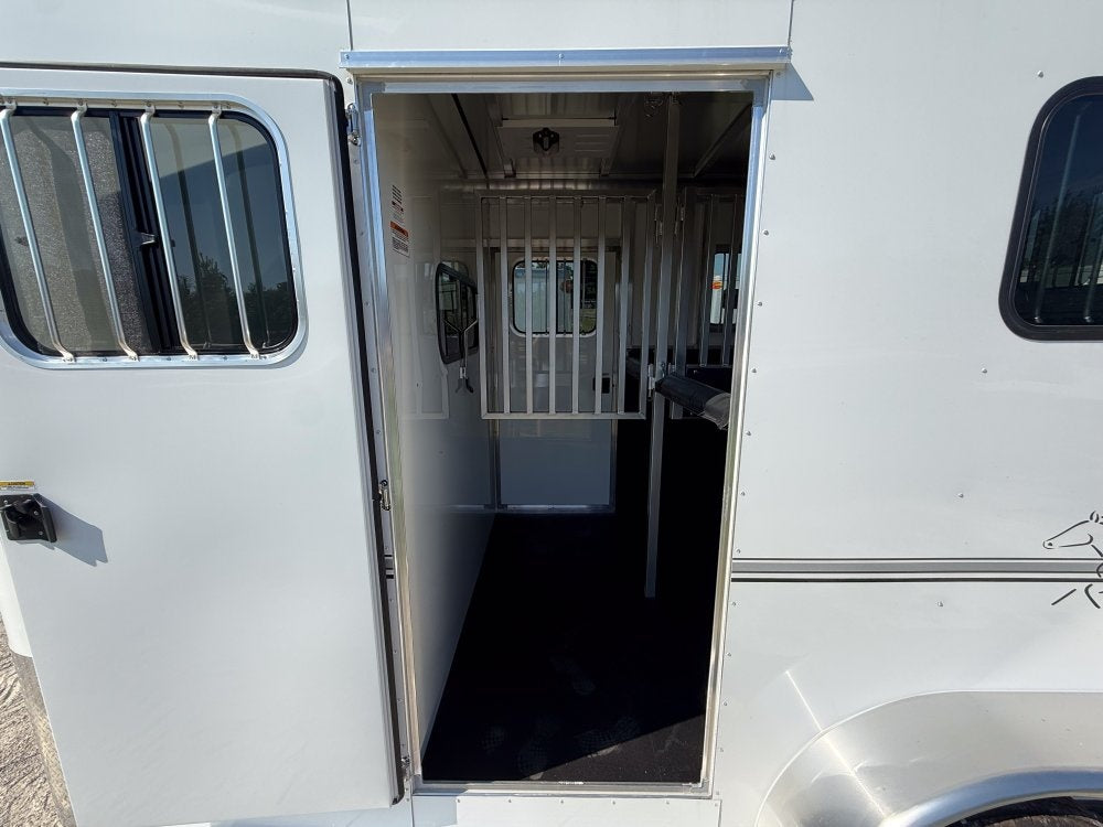 16' Sundowner 2 Horse Charter SE - White - (2) 3500lb Axles - 2 Horse/Horse Trailers - Stryker Dealership Group