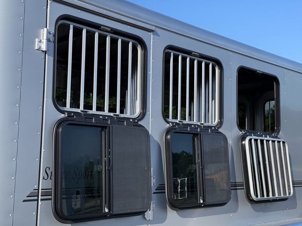 16' Sundowner 3 Horse Super Sport - Silver - Feed Door and Window - 3 Horse/Horse Trailers - Stryker Dealership Group