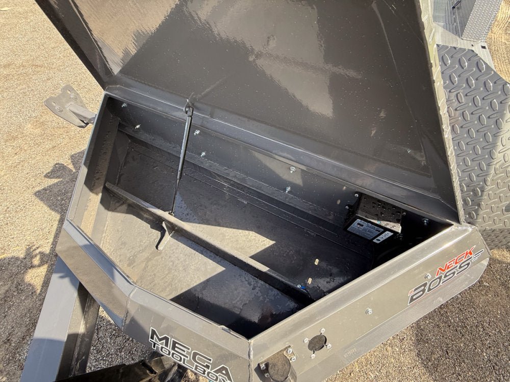 20' Horizon CHZ Equipment Trailer Drive Over Fenders - (2) 5.2K Axles 16046 - Stryker Dealership Group