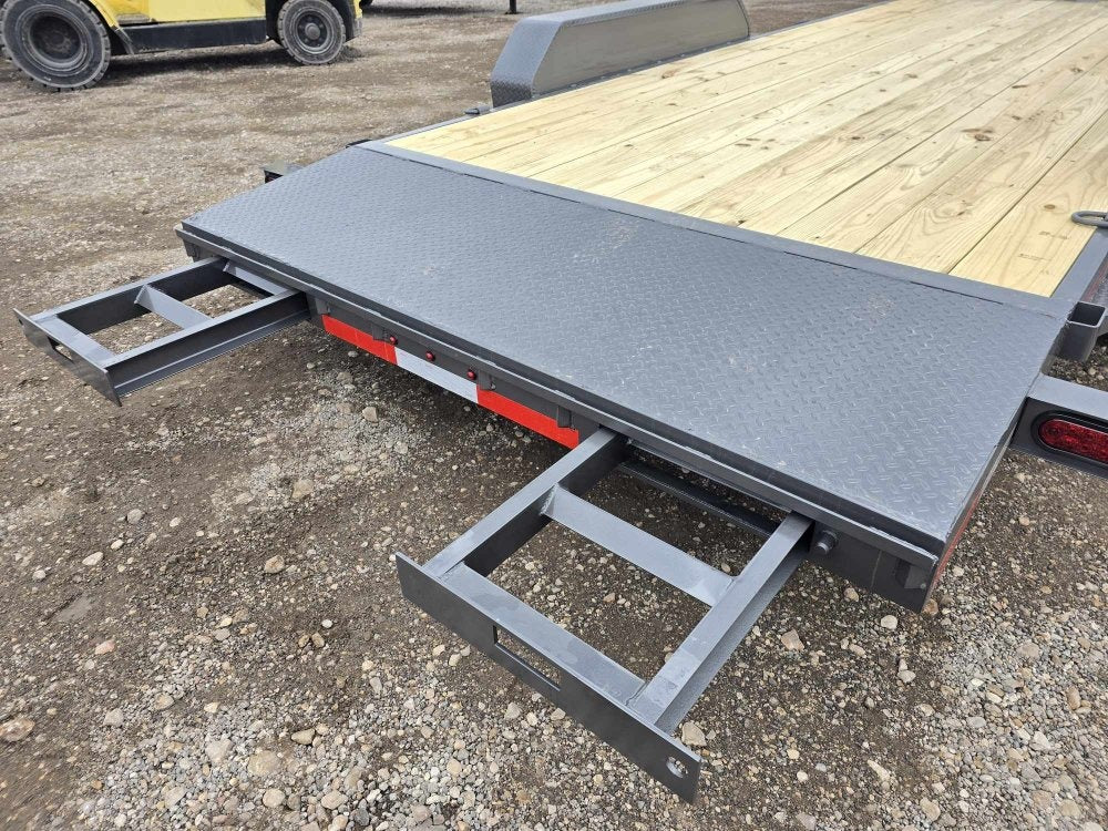 20' Car Hauler 6K Axles, Diamond Plate Fenders, Slide In Ramps - Equipment Trailers - Stryker Dealership Group