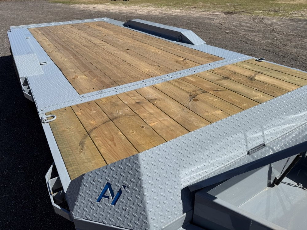 20' Tilt Trailer Drive Over Fenders, 7K Axles - Equipment Tilt - Equipment Trailers - Stryker Dealership Group