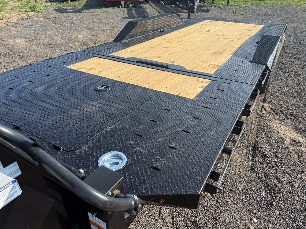 22' HET Tilt Equipment Trailer Gooseneck 102" Wide (2) 10K Axles - Equipment Tilt - Stryker Dealership Group
