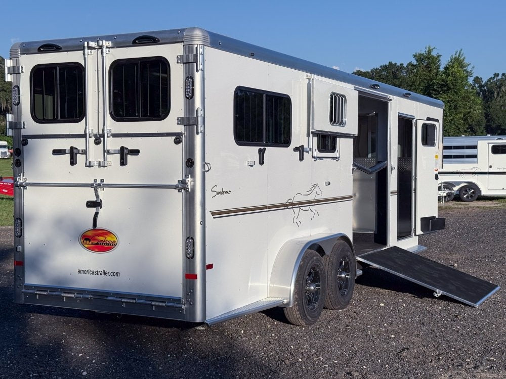 22' Sundowner Charter SE 2+1 Gooseneck Straight Load - White w/Stainless Nose (2) 5,200lb Axles - Si - 2 Horse/Horse Trailers - Stryker Dealership Group