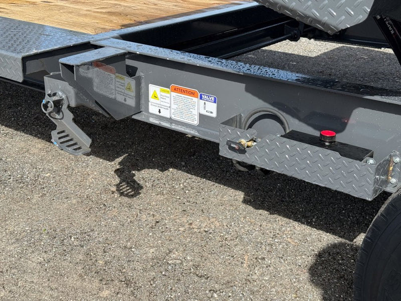 24' Horizon HET Gooseneck Equipment Tilt Trailer Drive Over Fenders - (2) 10K Axles 016856 - Stryker Dealership Group