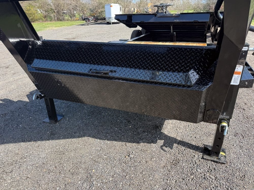 24' Horizon HET Gooseneck Tilt Equipment Trailer 102" Wide (2) 10K Axles - Equipment Tilt - Equipment Trailers - Stryker Dealership Group