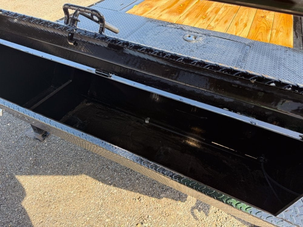 24' Horizon HET Gooseneck Tilt Equipment Trailer 102" Wide (2) 10K Axles - Equipment Tilt - Equipment Trailers - Stryker Dealership Group