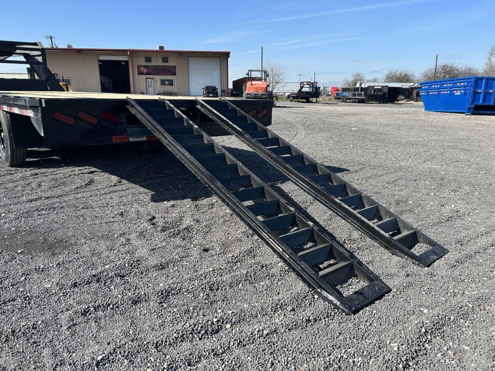 25' Stryker Gooseneck Deckover Trailer Straight Deck - (2) 7K Axles 003902 - Stryker Dealership Group