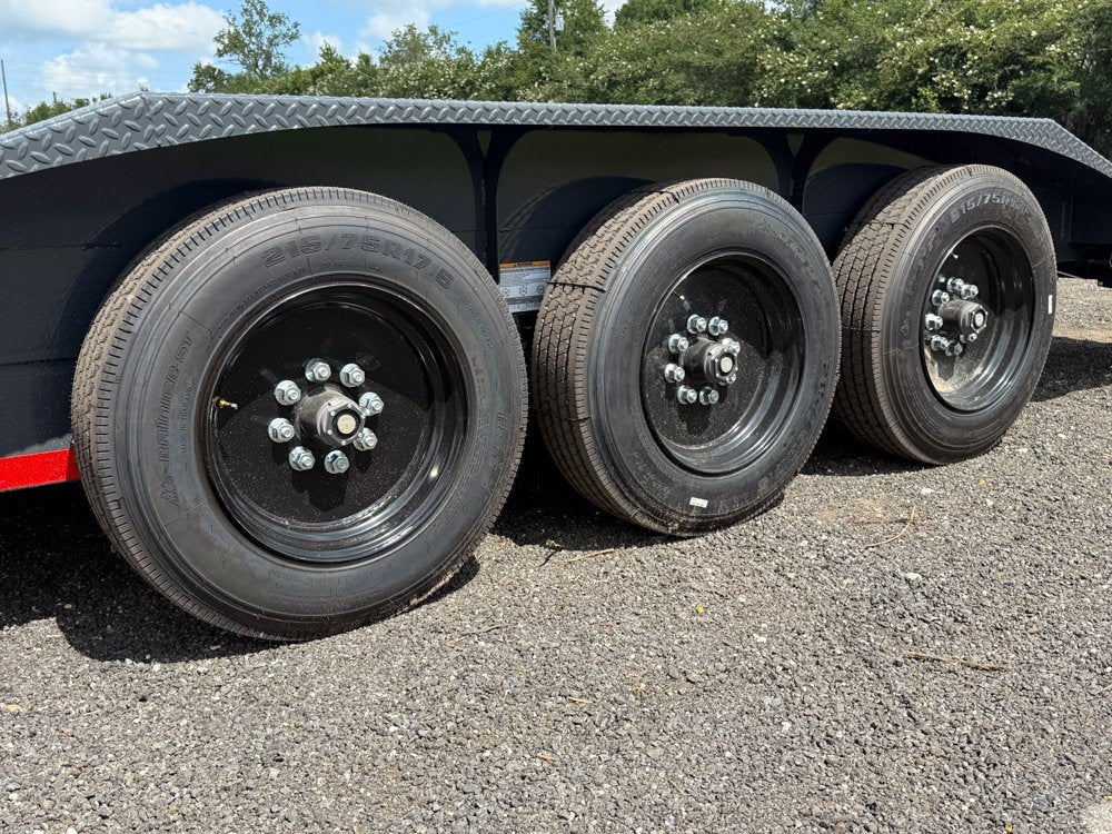 26' H8 Bumper Pull Mega Ramps 7k Axles - Drive Over Fenders/Equipment Trailers - Stryker Dealership Group