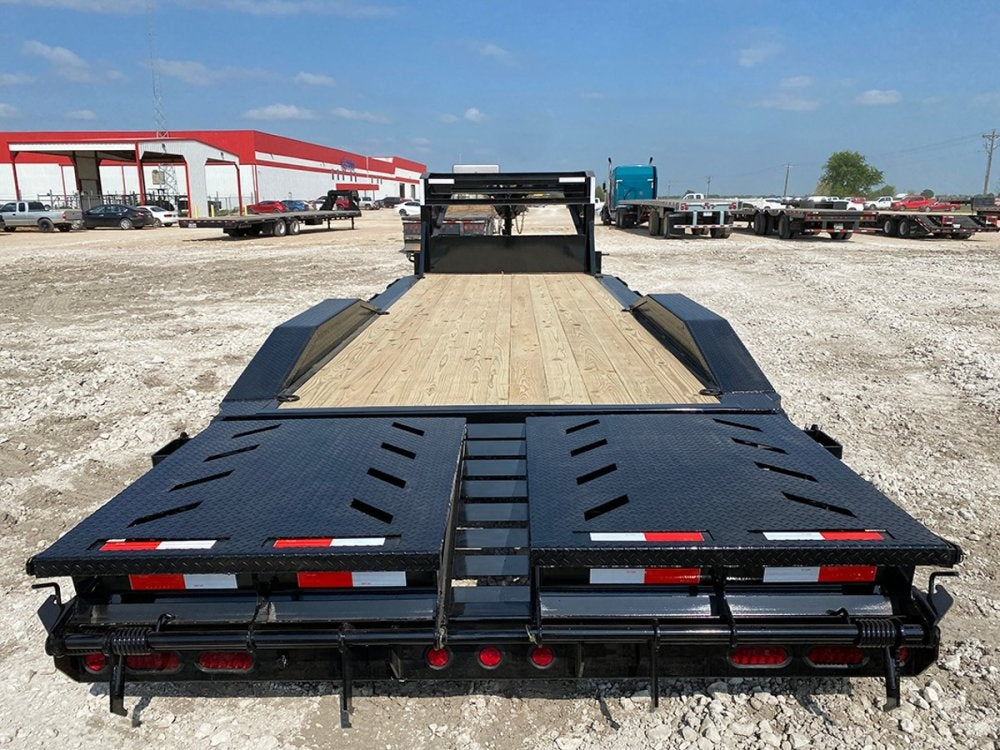 26' Iron Bull ETG Gooseneck Equipment Trailer Mega Ramps Drive Over Fenders - (2) 7,000 lb Axles - Equipment Trailers - Stryker Dealership Group