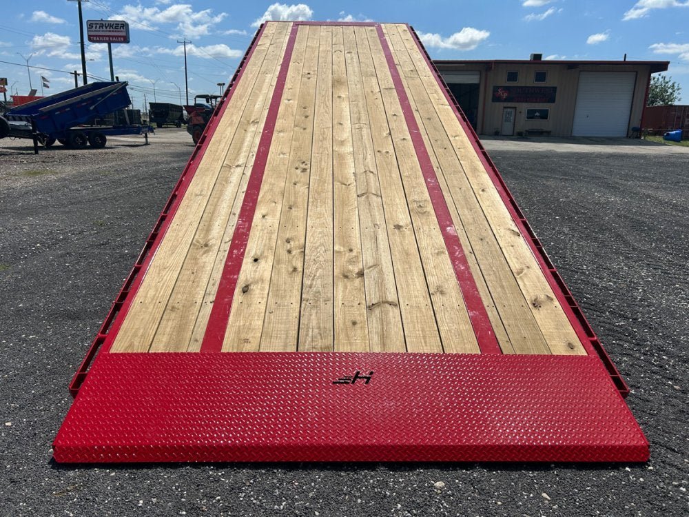 28' Horizon FFT Gooseneck Full Deckover Tilt Trailer - (2) 10K Axles 016937 - Stryker Dealership Group