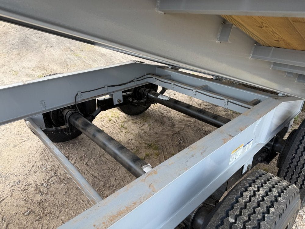 28' Horizon FTS Gooseneck Hydraulic Deckover Tilt Trailer - 10K Axles 015109 - Stryker Dealership Group