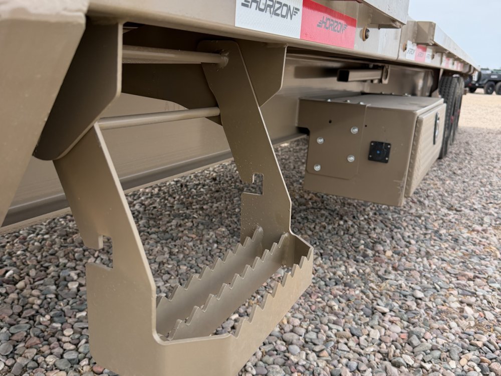 28' Horizon FTS Gooseneck Hydraulic Deckover Tilt Trailer - 10K Axles 016527 - Stryker Dealership Group