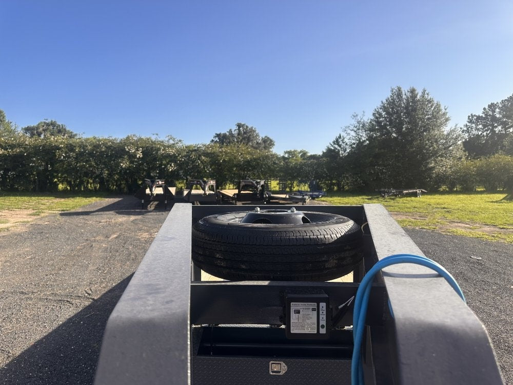 30' HD Gooseneck Deckover (2) 10K Axles, Mega Ramps - 10K MR DW/Deckover Trailers - Stryker Dealership Group