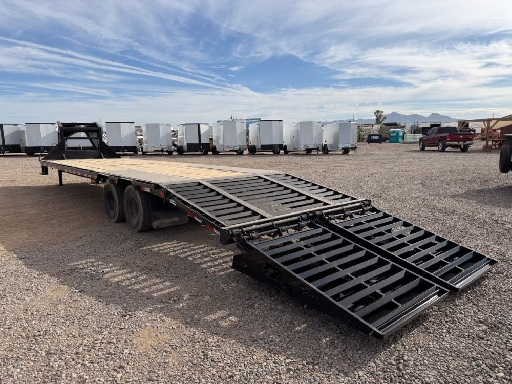 32' Stryker Gooseneck (2) 10K Axles Mega Ramps Dual Wheels - Dual Wheel Deckover/DO 10K MR DW - Stryker Dealership Group