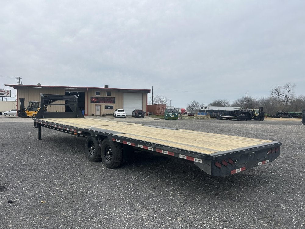32' Stryker Gooseneck Deckover Trailer Straight Deck - (2) 7K Axles - Super Single Deckover/DO 7K SD - Stryker Dealership Group