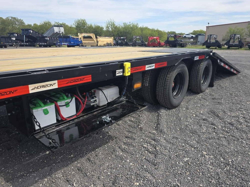 34' FYZ Gooseneck Flat deck Hydraulic Dovetail - Dual Wheel Deckover/DO 12K SD - Stryker Dealership Group
