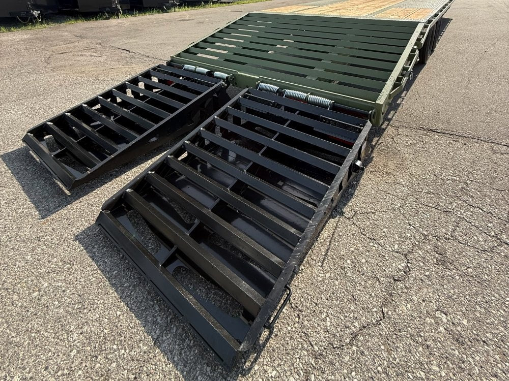 35' DKO Gooseneck Deckover 30' + 5' Mega Ramps (2) 10K Axles - 10K MR DW/Deckover Trailers - Stryker Dealership Group