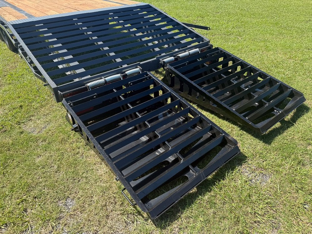 35' DKO Gooseneck Deckover 30' + 5' Mega Ramps (2) 7K Axles - Hotshot Non-CDL/DO 7K MR - Stryker Dealership Group