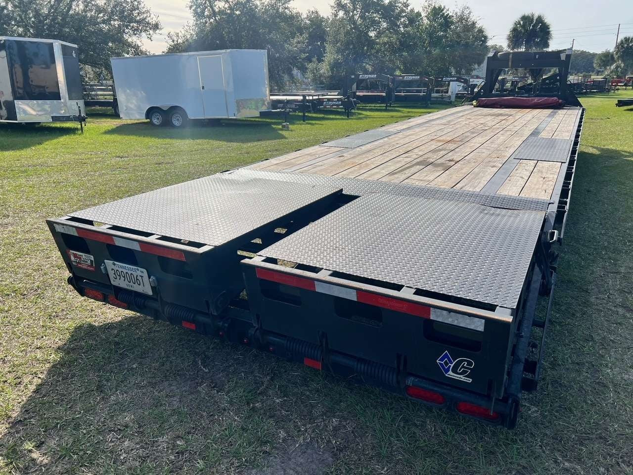 35' Gooseneck 12k GVWR Mega Ramps 267512 - Repo - Stryker Dealership Group