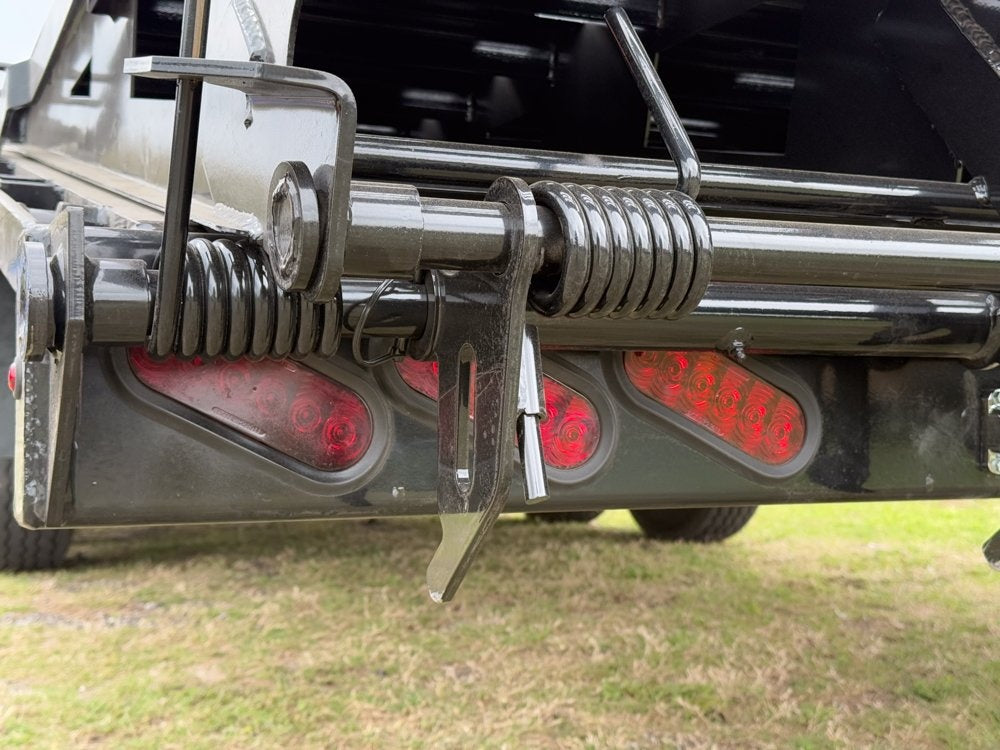 35' Stryker Gooseneck (2) 7K Axles Mega Ramps 14 ply Tires - 7K MR/Deckover Trailers - Stryker Dealership Group