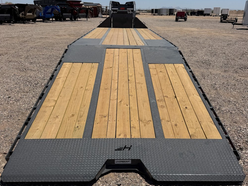 32' Horizon FYZ Gooseneck Hydraulic Dovetail Deckover Trailer - (2) 12K Axles 016586